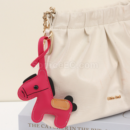 禮品訂造PU皮革小馬掛件紀念品