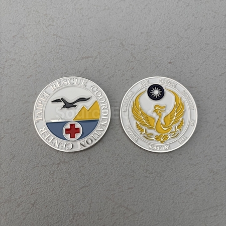 襟章 | 訂製胸章紀念品 | 訂製名牌 | LED 閃光襟章 | 金屬徽章