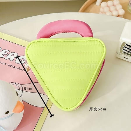 禮品訂造三角形手提化妝包紀念品